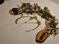 青口贝色拉-弦月窗LUNETTE BY AMANDA(复兴路店)