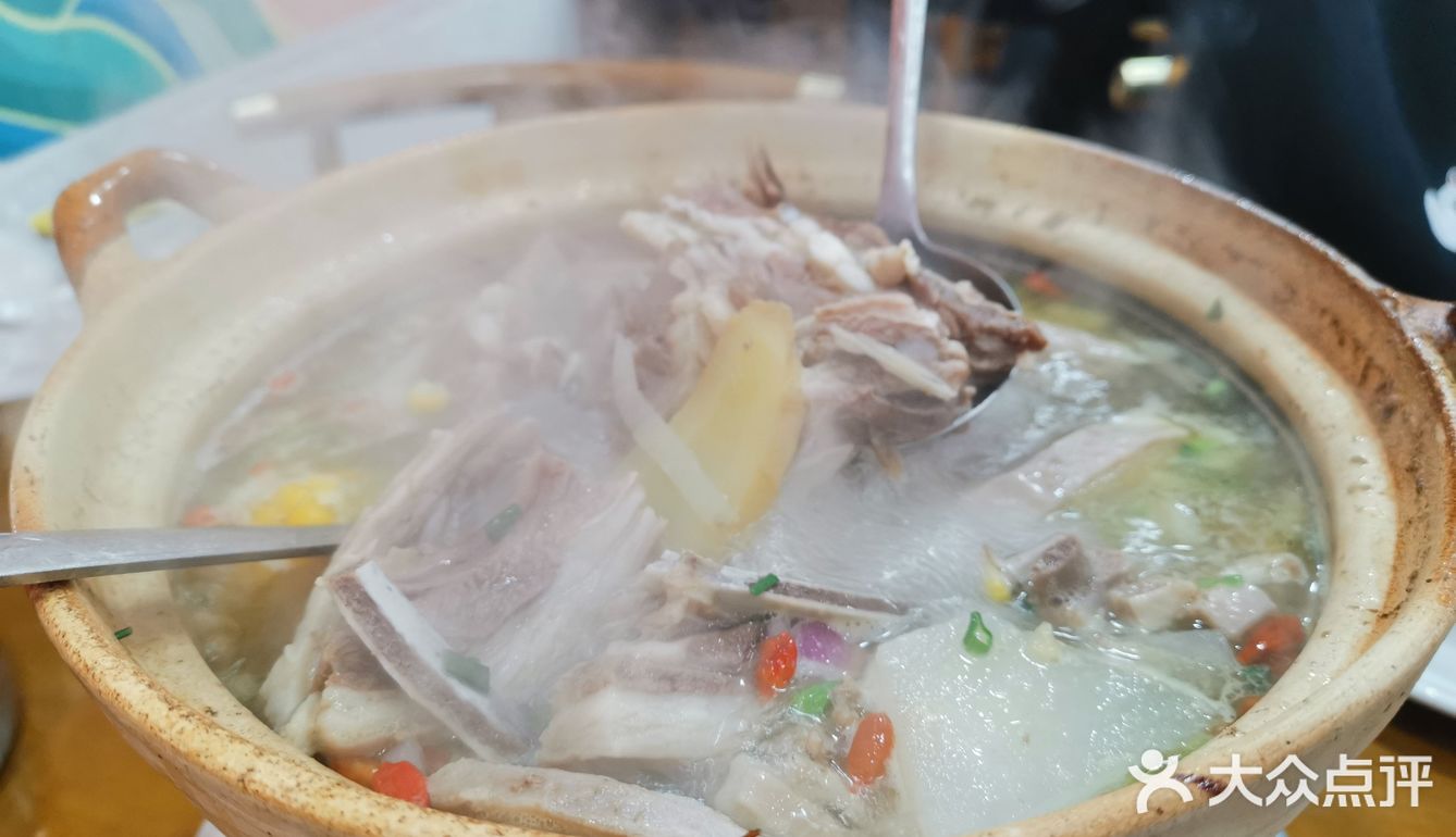 今日份羊肉煲来一锅