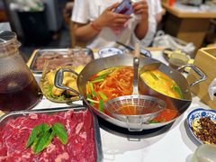-王奋斗贵州酸汤牛肉火锅