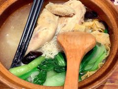 半只鸡过桥米线-刀小蛮半只鸡过桥米线(家乐福四元桥店)
