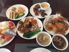 -荣誉国际酒店-云顶旋转餐厅