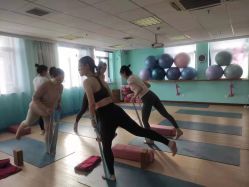 -爱尔乐美孕产瑜伽·普拉提