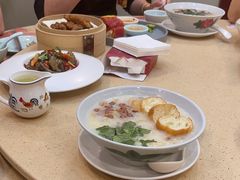 荔湾艇仔粥-点都德(龙之梦店)