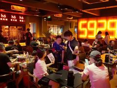 -何师烧烤·香辣蟹·川菜·30年老品牌(太古里旗舰店)