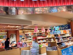 -良品铺子(白云新世界店)