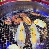夏季夜生活最大的快乐就是下班后和小姐妹去吃烤肉！