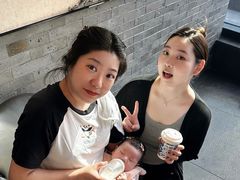 -葱妈母婴医护月嫂中心(浦东店)