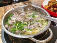 -冯烫烫跷脚牛肉·川菜小馆(武胜西街店)