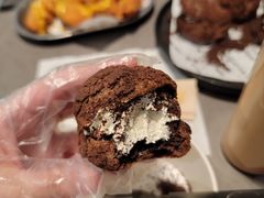 -W COLLECTIVE  DESSERT SHOP
