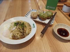 -陈家生煎(世茂双子塔店)