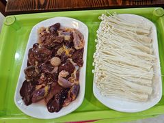 -15年老字号鑫鑫猪肚鸡·椰子鸡海南火锅(兴隆华侨农场店)