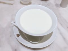 老香港鲜奶冻-香港百合居(LCM置汇旭辉广场店)