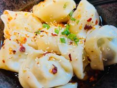 红油抄手-归蜀第成都串串料理(梅花路店)