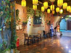 -牛头鱼庄·地道广西菜(西明店)