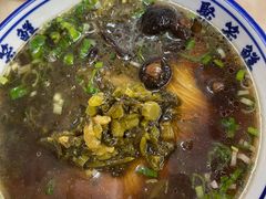 -聚笼鲜美食(凤凰街店)