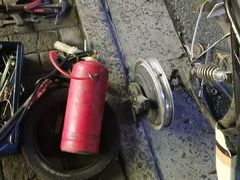 -肖氏修车行(严丰路店)