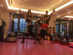 -思迈威健身(积玉桥万达店)