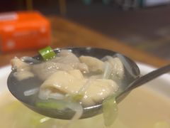 -茅屋大酒店