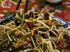 -闯关东东北农家菜(崂山石老人店)