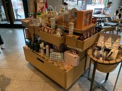 零售区-星巴克(天津佛罗伦萨小镇店)