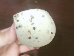 蓝莓乳酪麻薯球-啊噗吐呦现场烘焙(麦凯乐店)