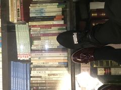 -钟书阁(松江泰晤士小镇店)