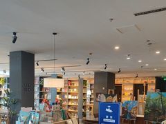 -魔方城市书房(中街益田店)