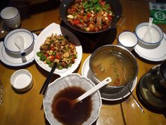 -邻家小馆(银都店)