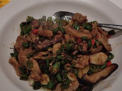 -渝是乎酸菜鱼(龙旗购物中心店)
