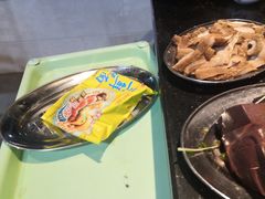 -牛一煲美食(江高店)