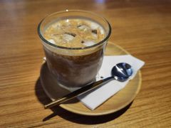 椰子冰咖啡-几静cafe(基湖店)