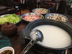-御膳粥·牛乳粥底火锅·地道顺德菜(容桂店)