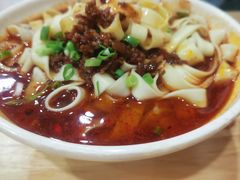 -雷祖芳老妈蹄花店