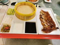 -侬佳蒸菜馆(听潮店)