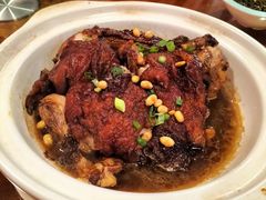 -老码头黑皮肘子锅包肉熏酱水饺(文政街店)