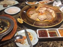 -猪啊牛呀羊啊铜盘烤肉(正大广场店)