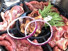 -啊美丽炭火烤肉(滑翔一店)