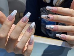 -UGIRL有个美甲