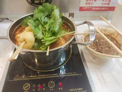 -就这家旋转小火锅(西安路罗斯福店)