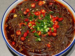 酸辣蕨根粉-陶德砂锅(蜀汉路店)
