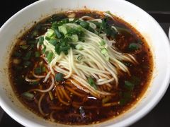 -秦云老太婆摊摊面(磁器口店)