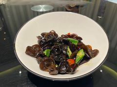 巧手拌木耳-尚一汤·粤菜海鲜(环球港店)