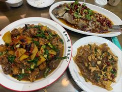 -鲁南仔·滕州炒鸡(经三路店)