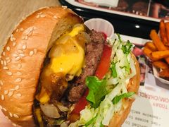 -The Habit Burger Grill 哈比特汉堡(复兴soho店)