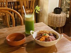 和牛鹅肝温泉蛋海胆饭-salée