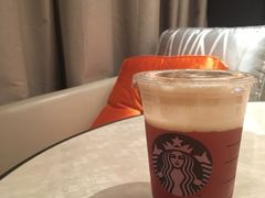 -星巴克(上海虹桥新天地二店)