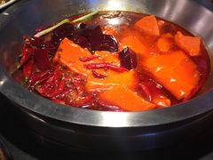 -王婆乔鲜鱼自助火锅(蜀汉路店)