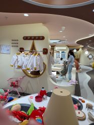 -奈尔宝·国风主题儿童乐园·亲子餐厅(豫园商城店)
