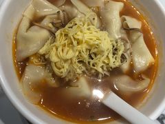 -鸿兴面馆馄饨小笼(稻香店)