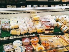 -盒马鲜生(红莲店)